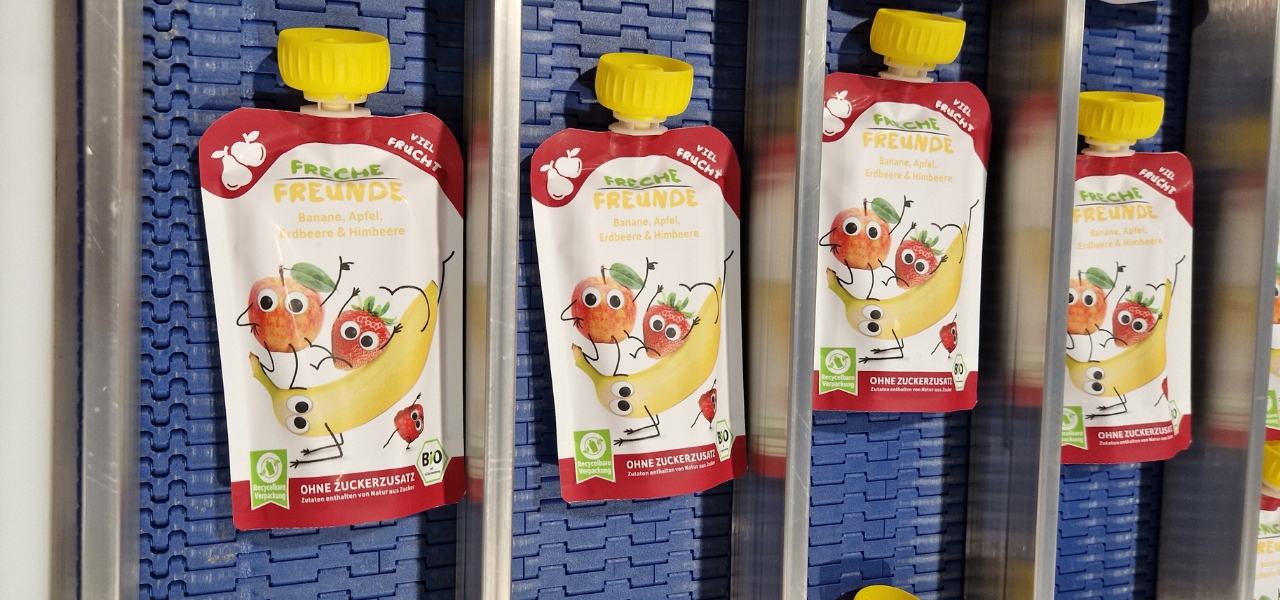 Pasteurizing and cooling pouch